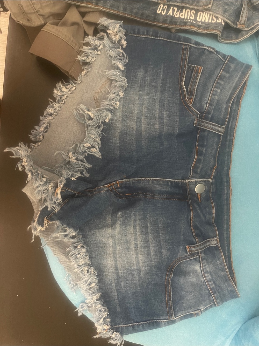 SHEIN Distressed Frayed Hem Dark Blue Denim Shorts